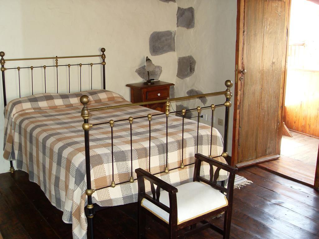 Casa Vidal Guest House เกีย เด อิโซรา ภายนอก รูปภาพ